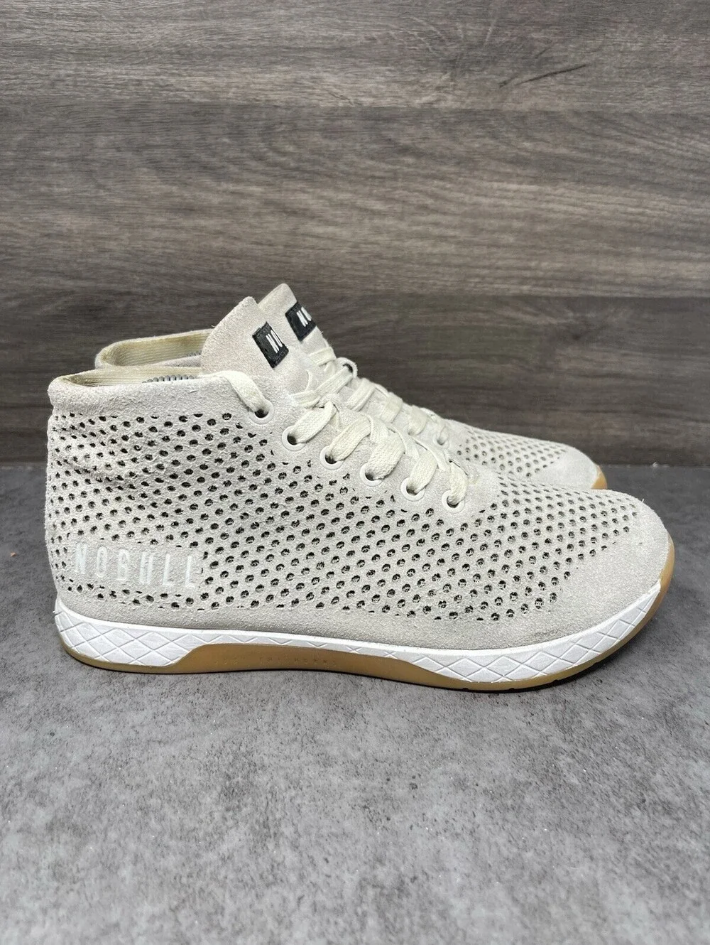 Nobull Mid Trainer Sneakers Womens Size 9 Neutral Beige Suede Gum Crossfit Lift